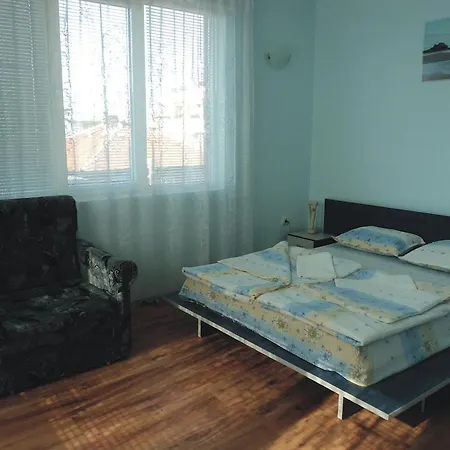 Πανσιόν Guest House Chifchibashievi 2*
